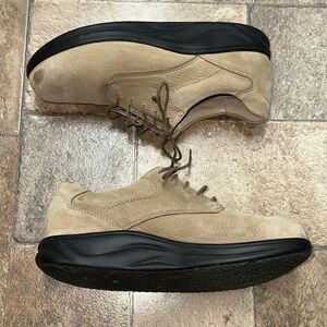 Finn Comfort Size  6